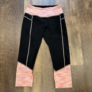 Maurices Capri‎ Leggings Women's Size XS All in Motion Black And Peachy Pink
